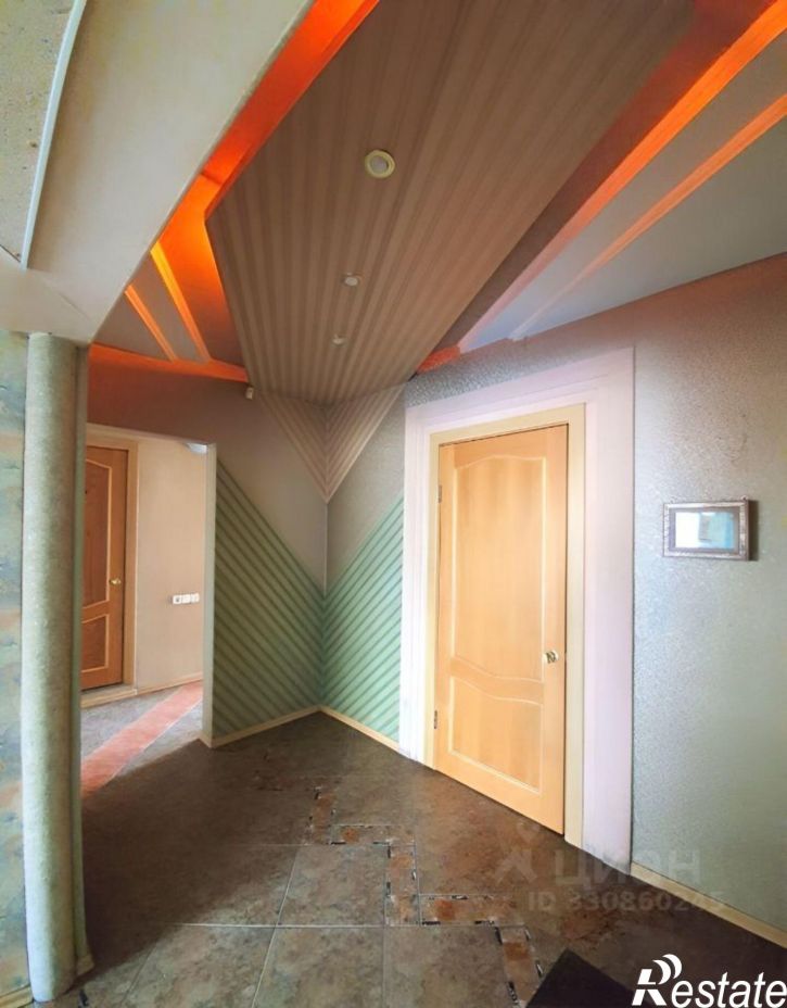 3-комн квартира микрорайон Университетский, 104