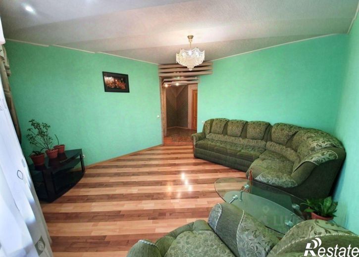 3-комн квартира микрорайон Университетский, 104