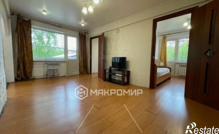 3-комн квартира микрорайон Первомайский, 32