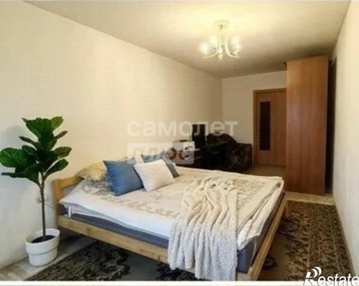 3-комн квартира улица Розы Люксембург, 57,  д. 57