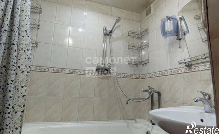 3-комн квартира улица Розы Люксембург, 57,  д. 57