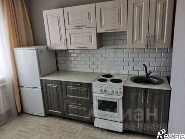 1-комн квартира улица Летописца Нита Романова, 27