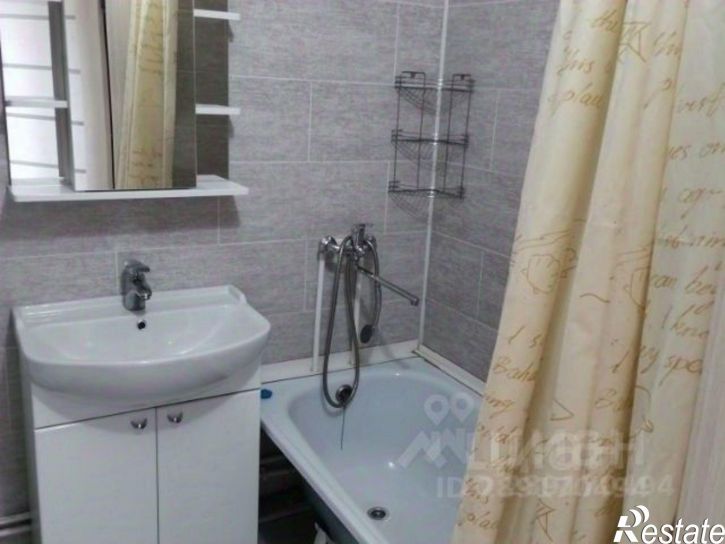 1-комн квартира улица Летописца Нита Романова, 27