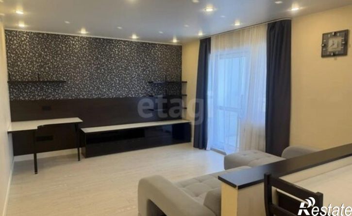 2-комн квартира микрорайон Топкинский, 74