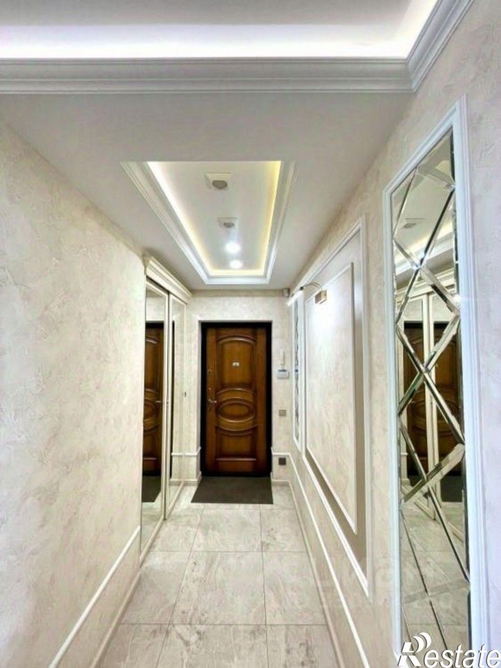 4-комн квартира улица Лермонтова, 275/11,  д. 275/11