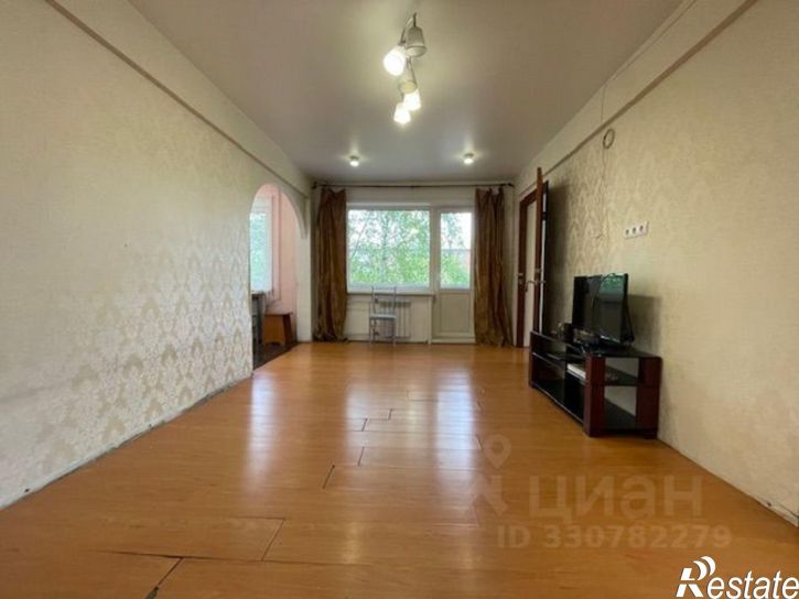 3-комн квартира микрорайон Первомайский, 32