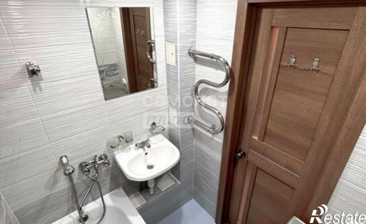 3-комн квартира ул Академика Курчатова, 2в,  д. 2в