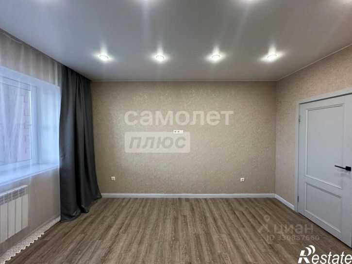 3-комн квартира улица Дыбовского, 8/8,  д. 8/8