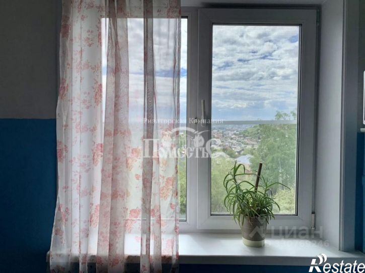 2-комн квартира Карпинская улица, 21А,  д. 21А