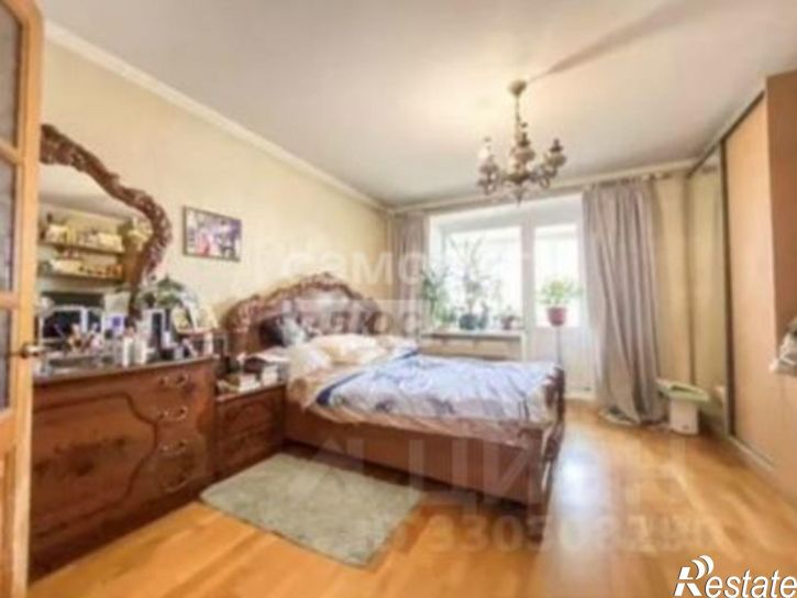 4-комн квартира ул Киренская, 4,  д. 4