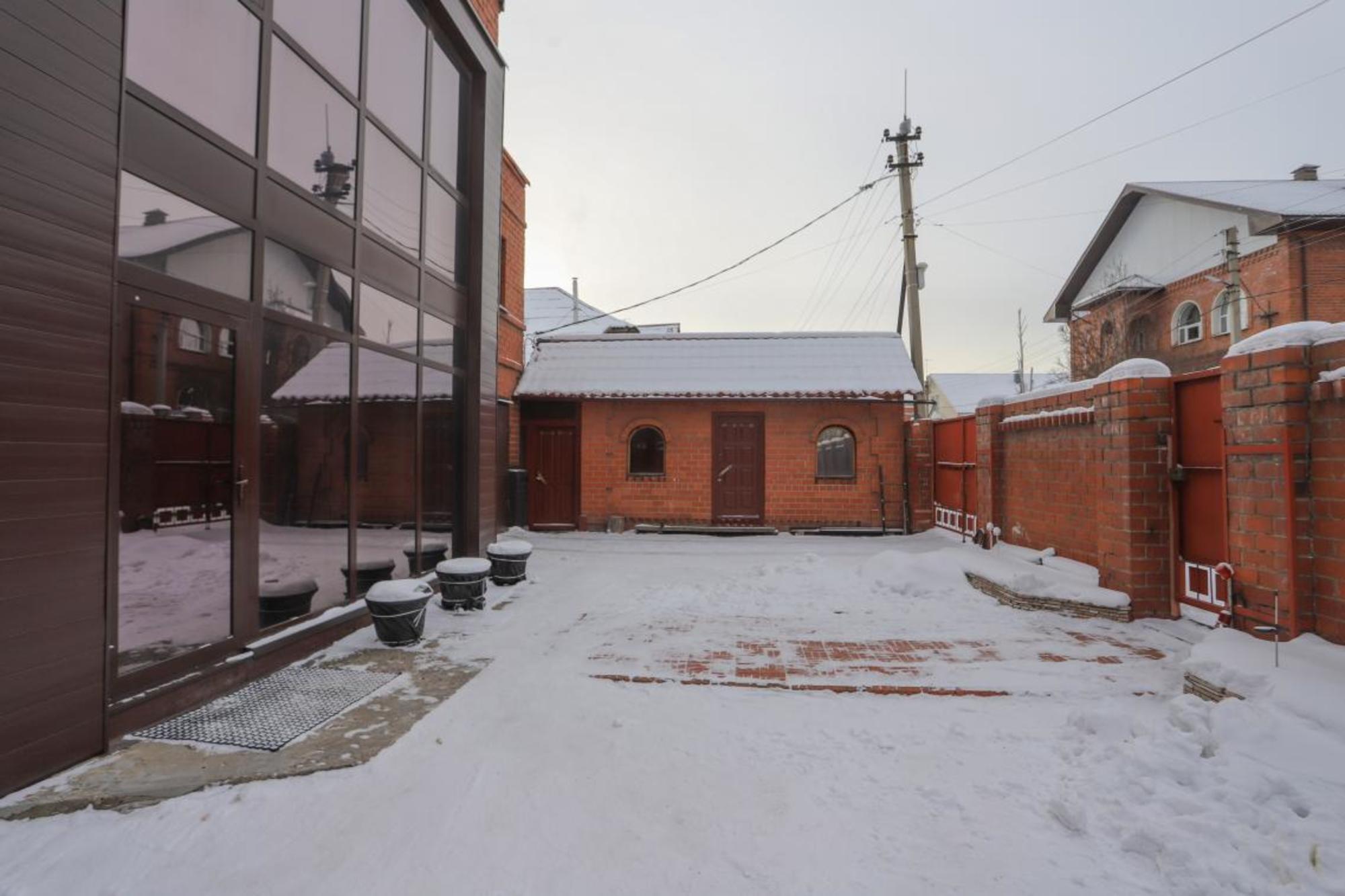 Купить дачу, дом, коттедж за 30 000 000 рублей на Тополинная, 14
