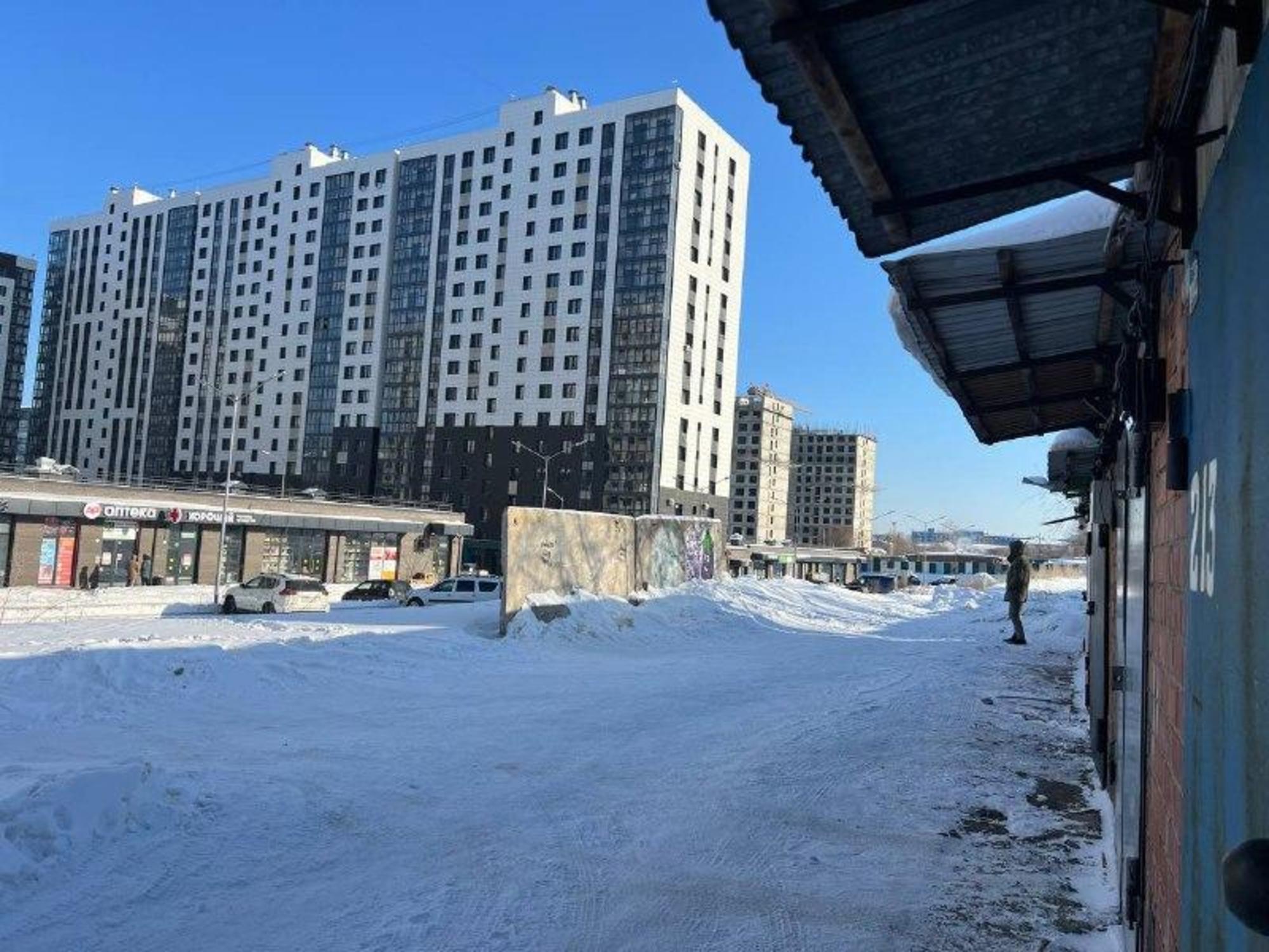 Купить гараж, место в паркинге за 630 000 рублей на Ивана Доронина
