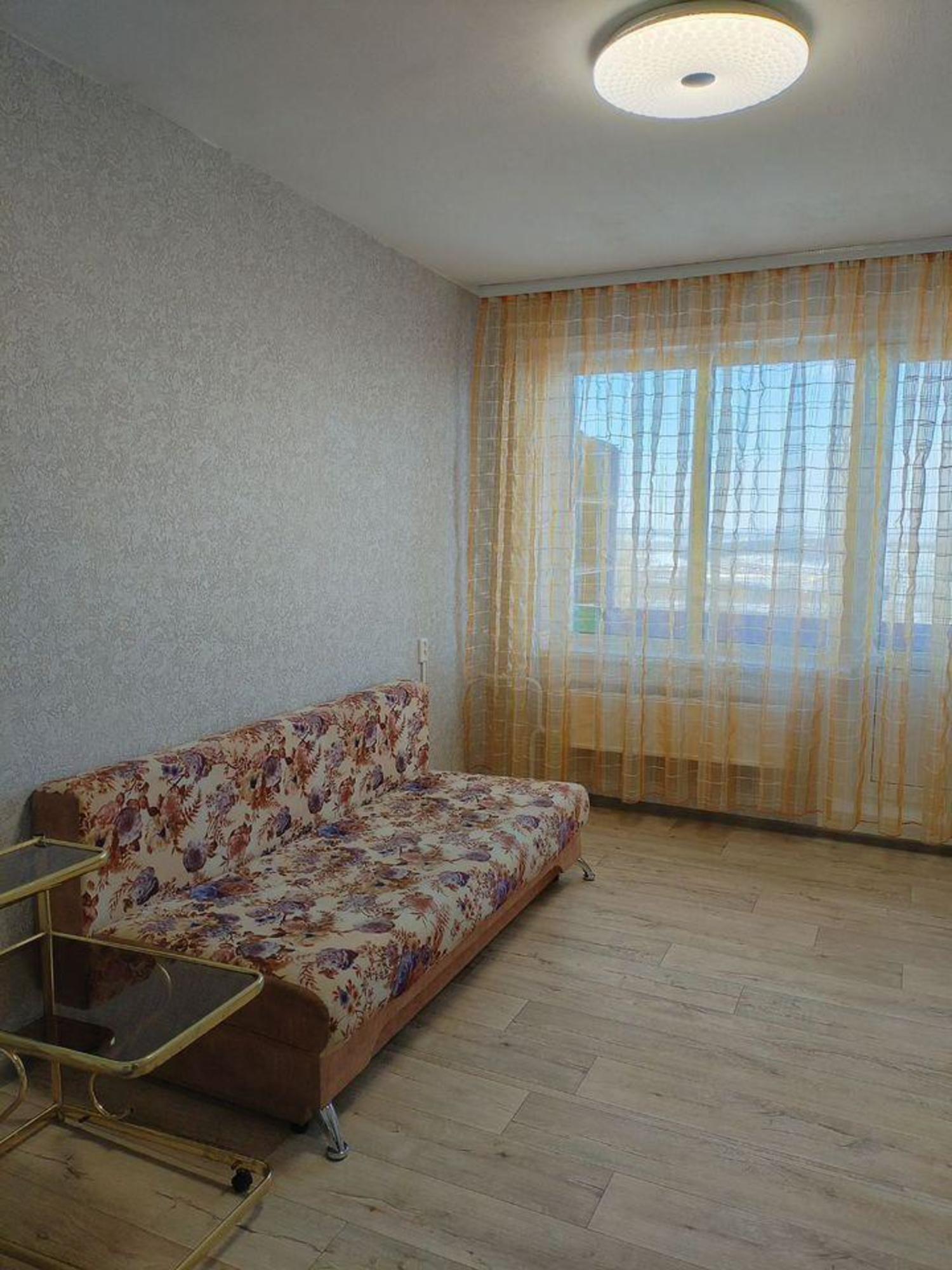 Купить квартиру за 1 800 000 рублей на Маршала Конева, 78