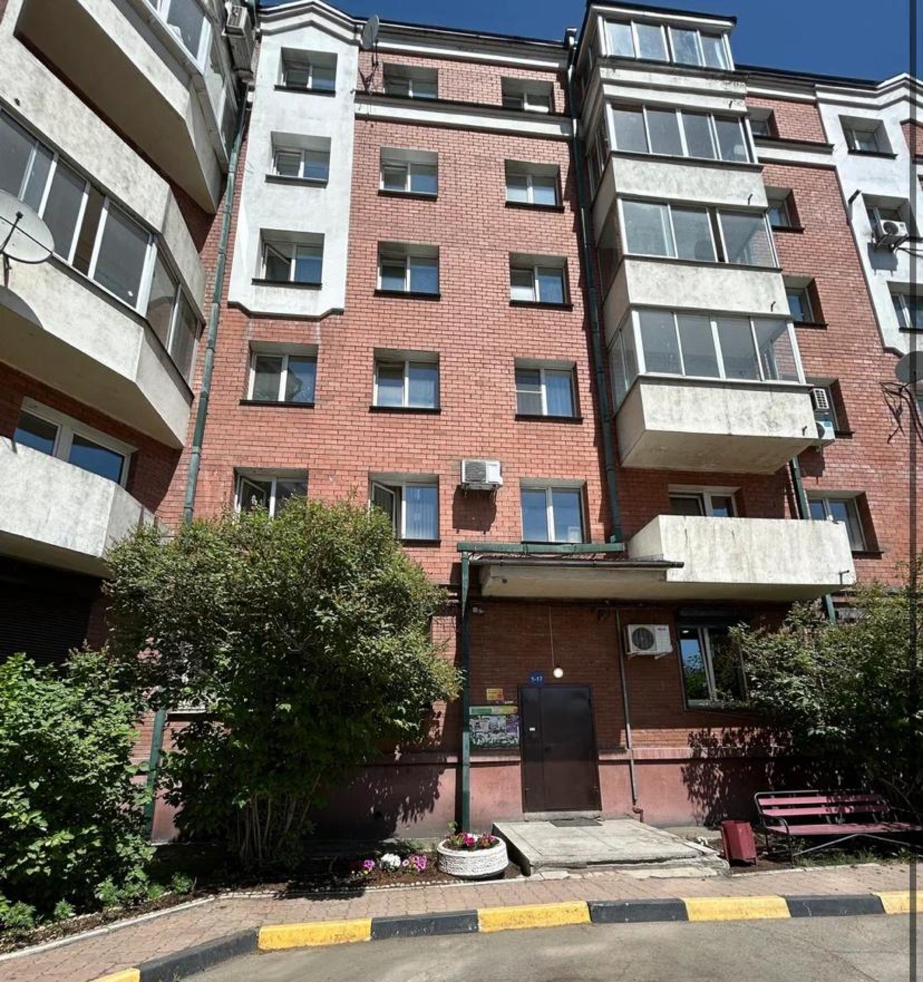 Купить квартиру за 15 900 000 рублей на Рабочего Штаба, 1/5