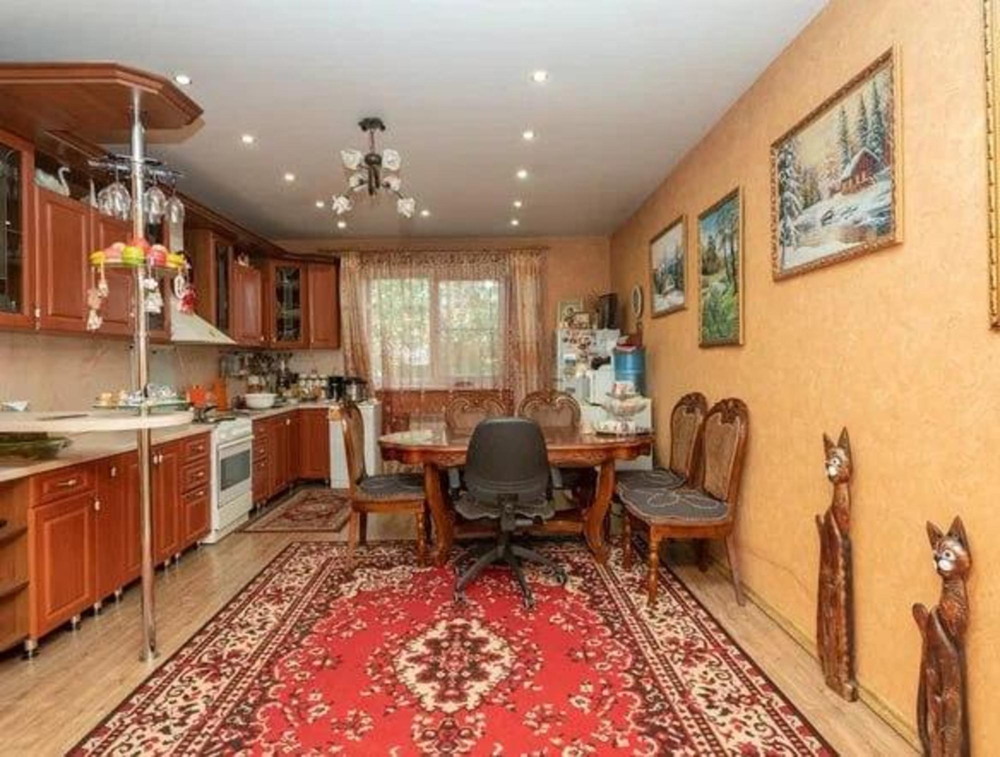 Купить дачу, дом, коттедж за 9 000 000 рублей на Солнечная, 16