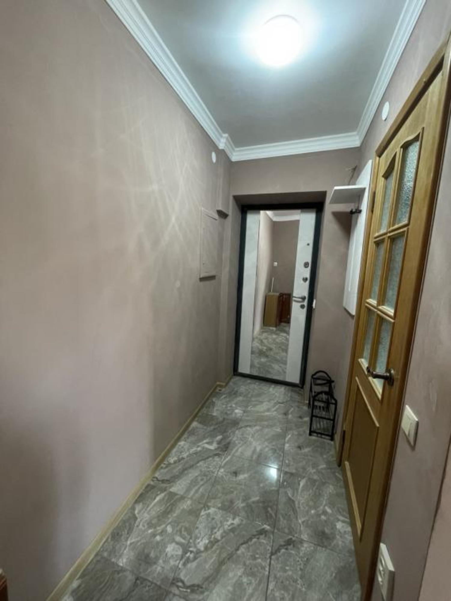 Сдать квартиру за 25 000 рублей на Безбокова, 42