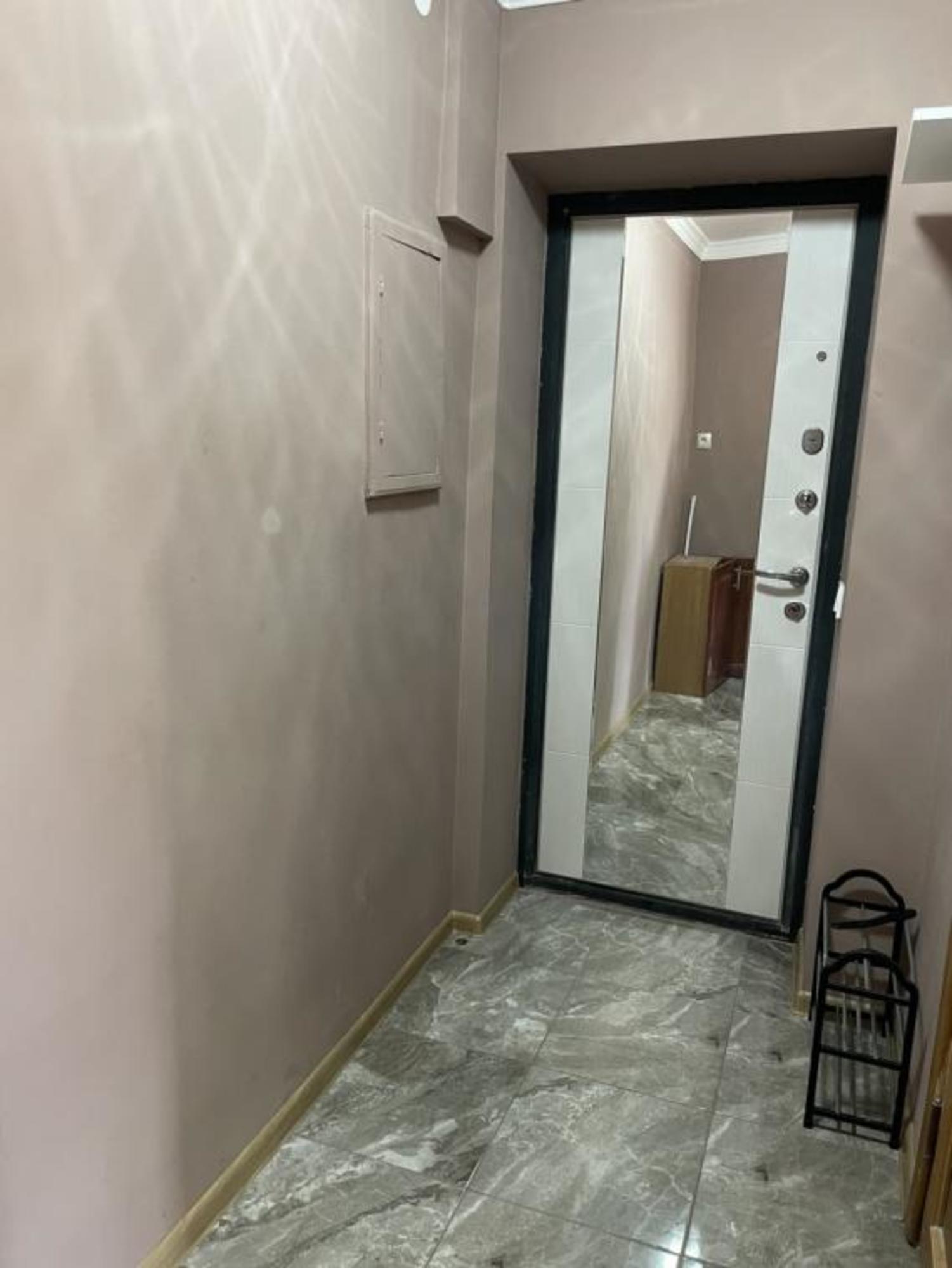 Сдать квартиру за 25 000 рублей на Безбокова, 42