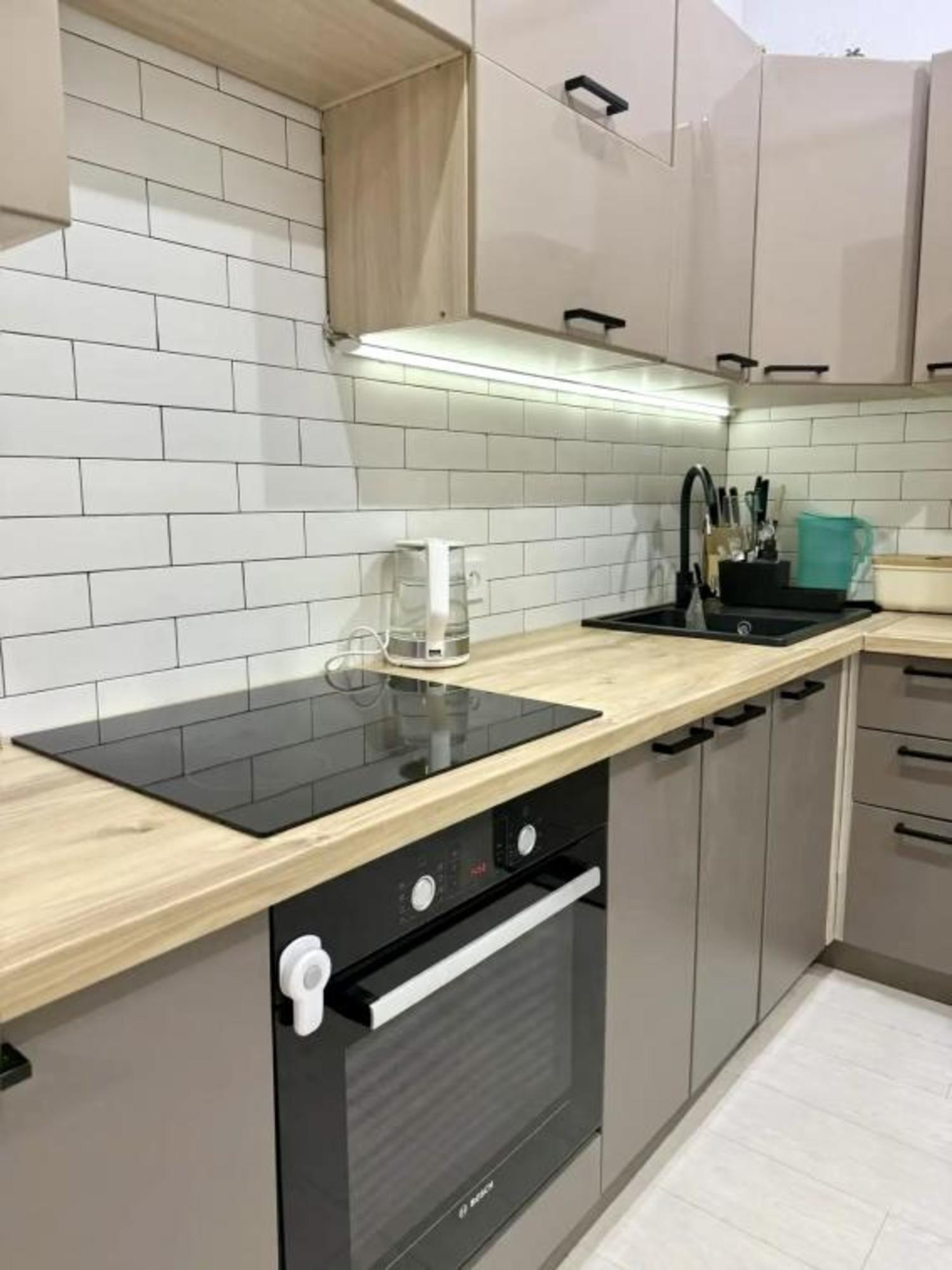 Купить квартиру за 8 555 000 рублей на Байкальская, 236/2