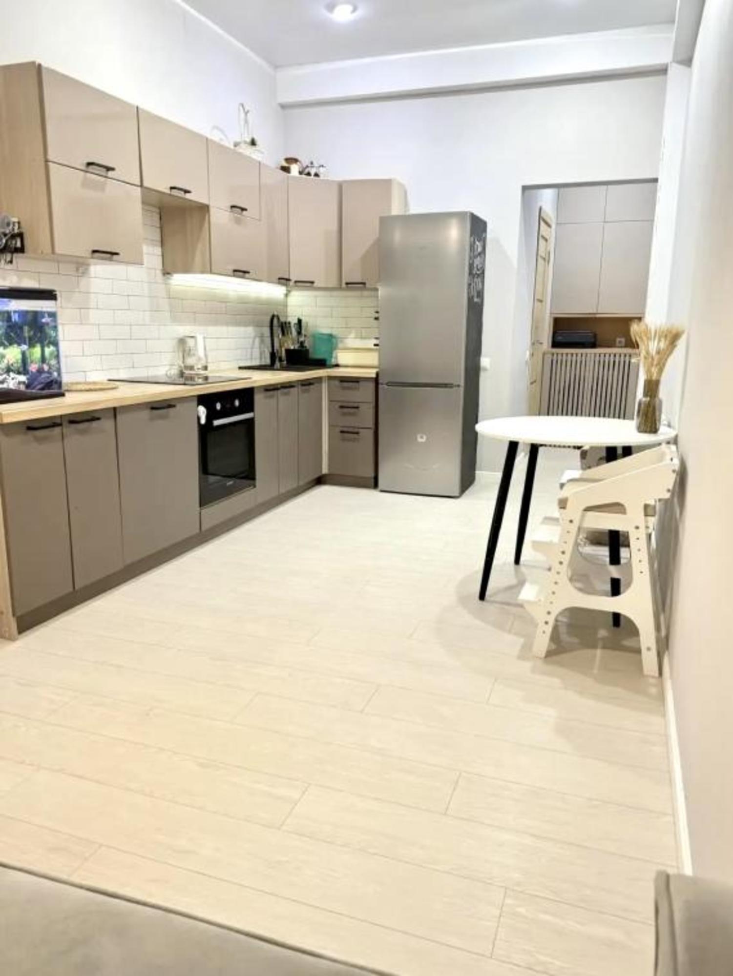Купить квартиру за 8 555 000 рублей на Байкальская, 236/2