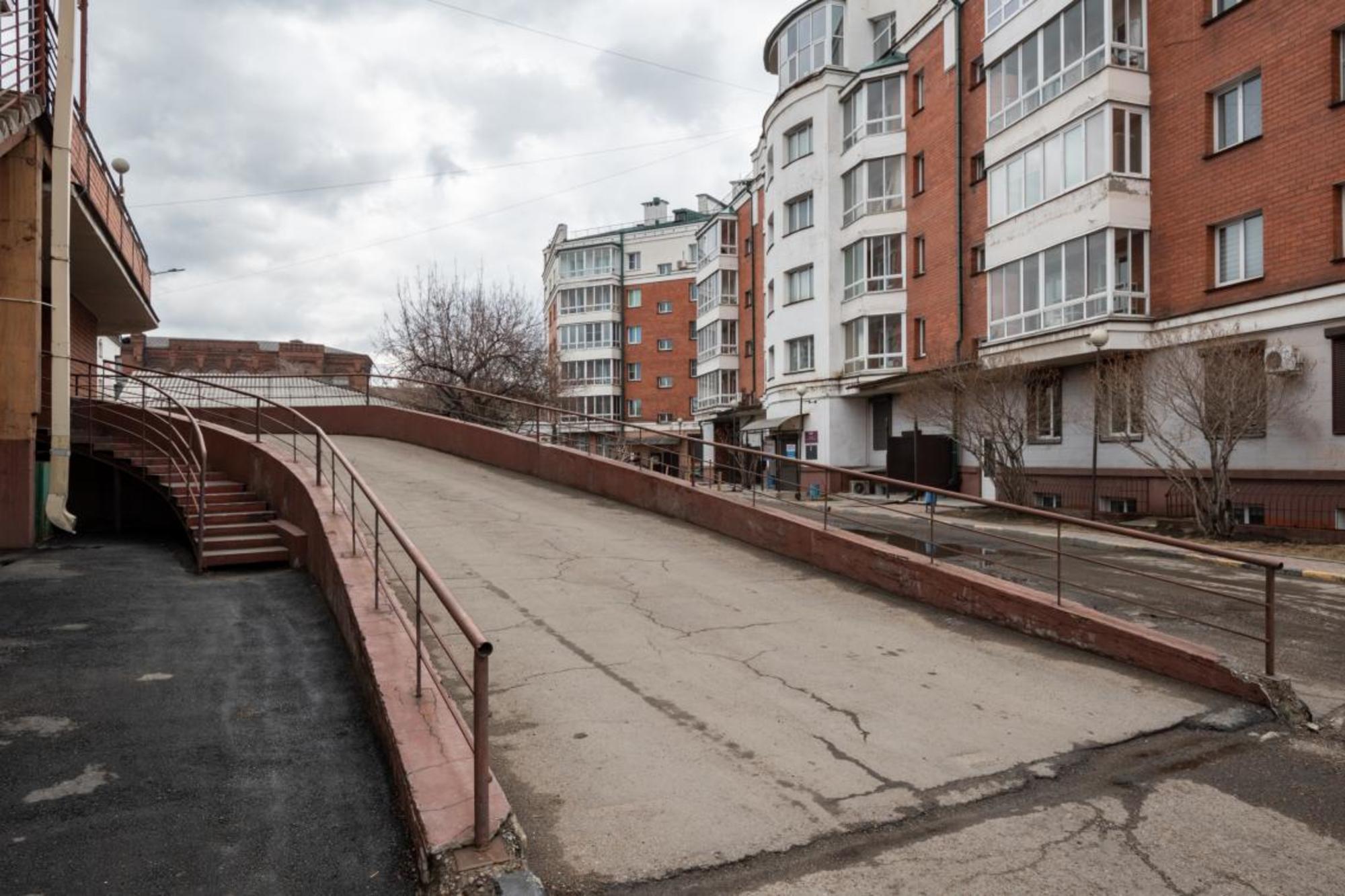 Купить квартиру за 15 000 000 рублей на Рабочего Штаба, 1/4