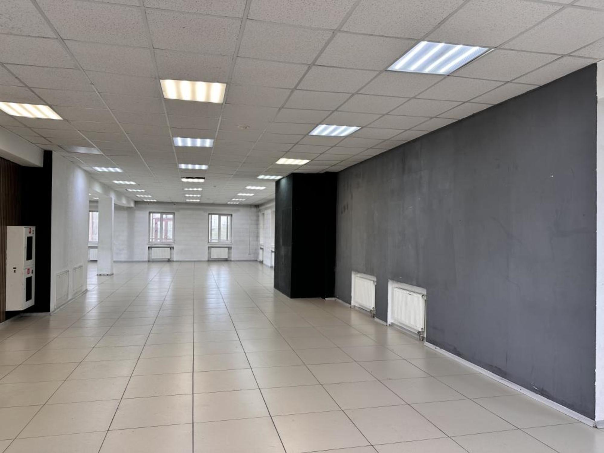 Сдать офис, помещение под офис за 95 400 рублей на Щорса, 1