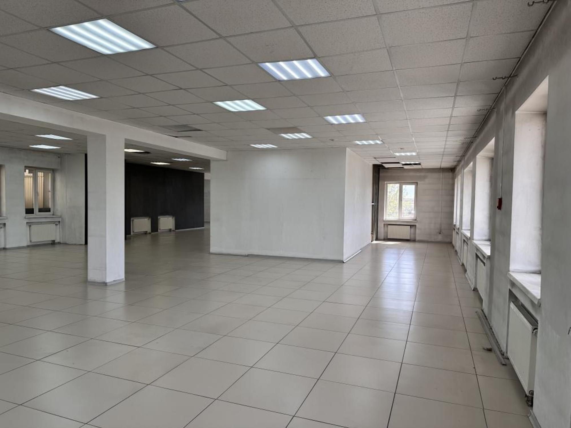 Сдать офис, помещение под офис за 95 400 рублей на Щорса, 1