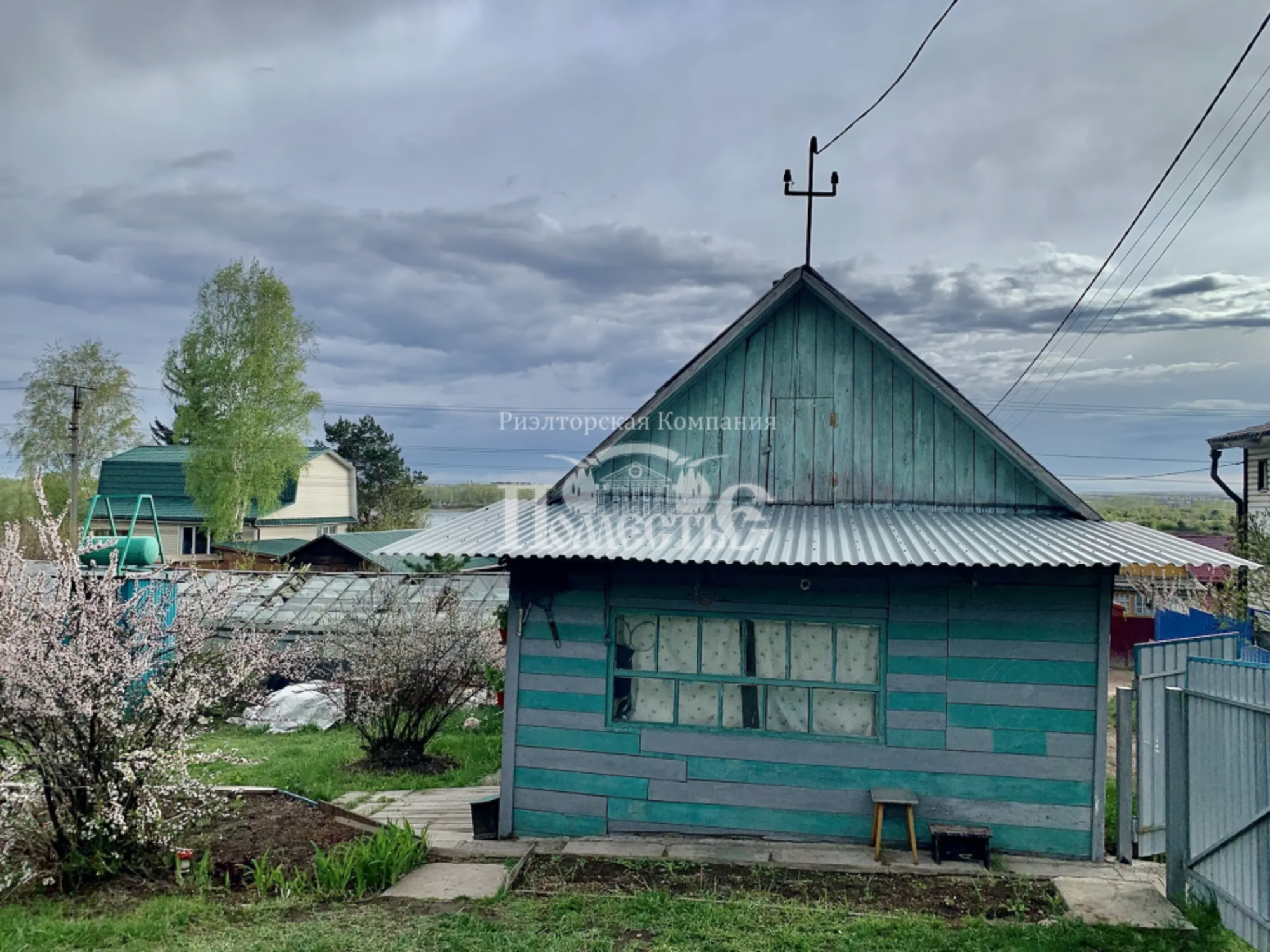 Купить дачу, дом, коттедж за 1 450 000 рублей на Авиастроитель, 135