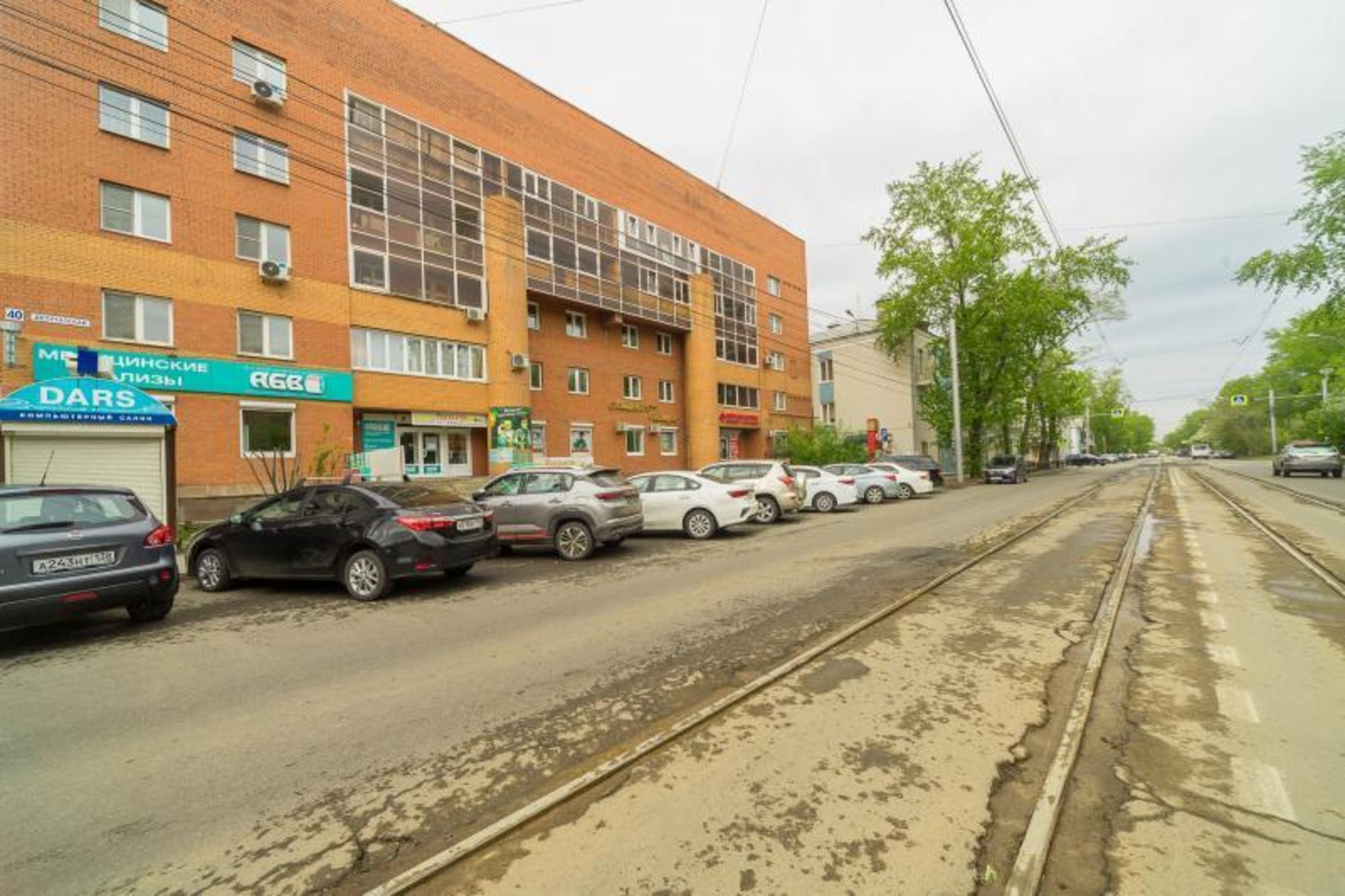 Купить гараж, место в паркинге за 2 350 000 рублей на Депутатская, 40