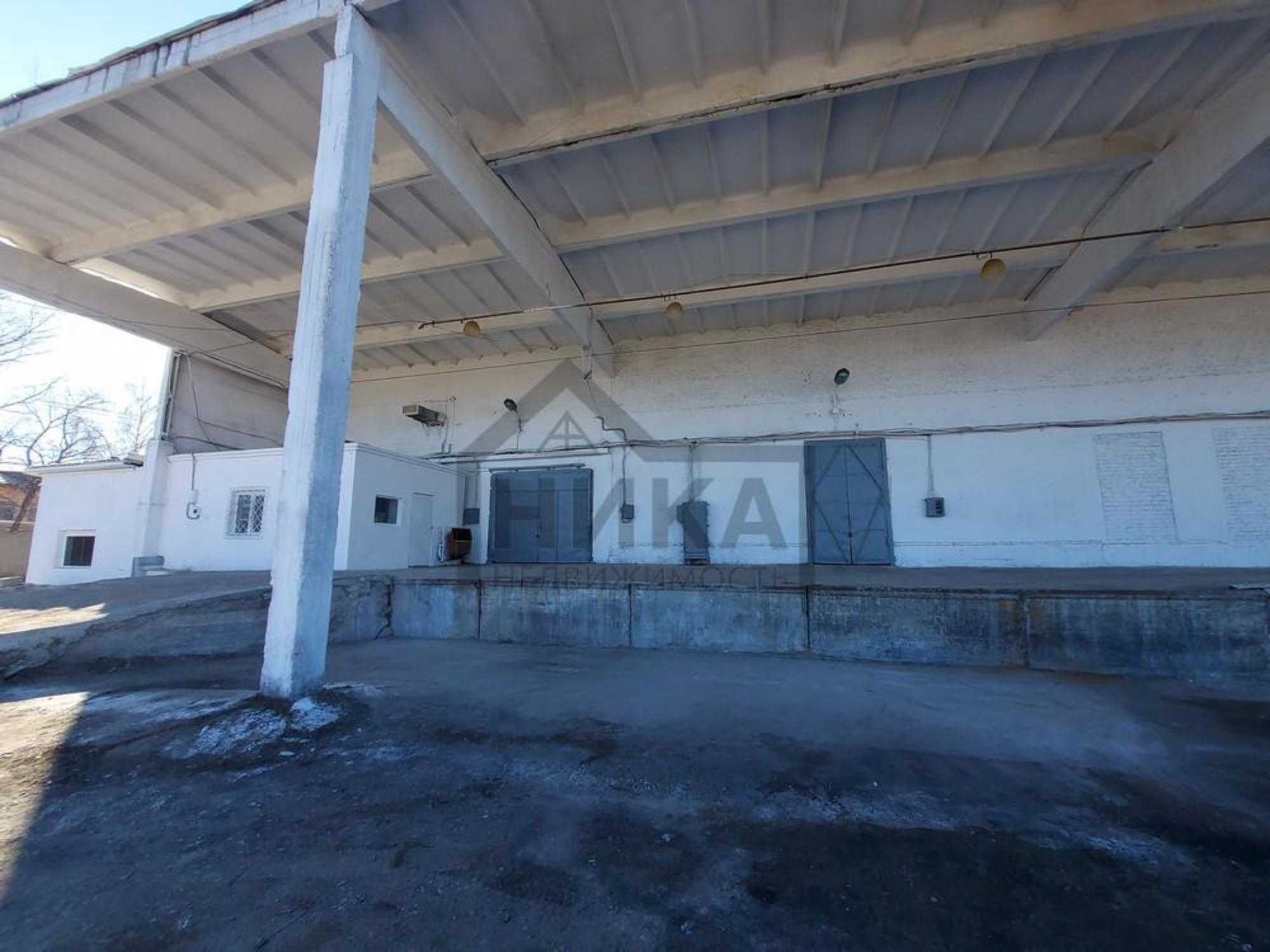 Сдать складское помещение за 414 000 рублей на Розы Люксембург, 204