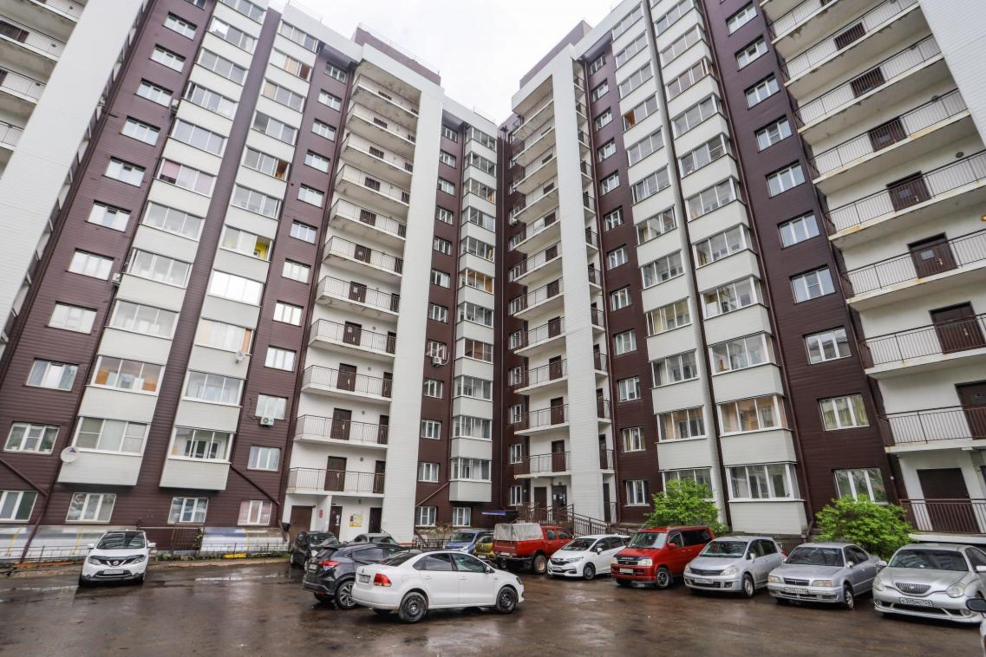 Купить квартиру за 6 250 000 рублей на Радужный мкр, 75