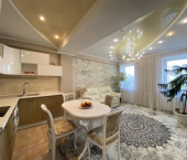 3-комн, 84кв м, этаж 4/5 Марата, 5