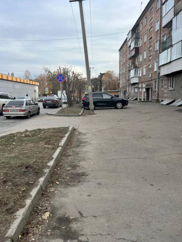 1-комн квартира Подаптечная, 12