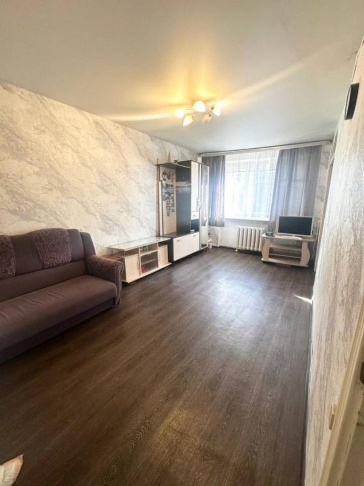 2-комн квартира Уткина, 13