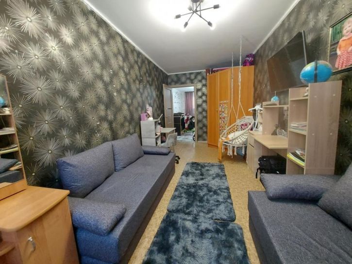 2-комн квартира Рабоче-Крестьянская, 6