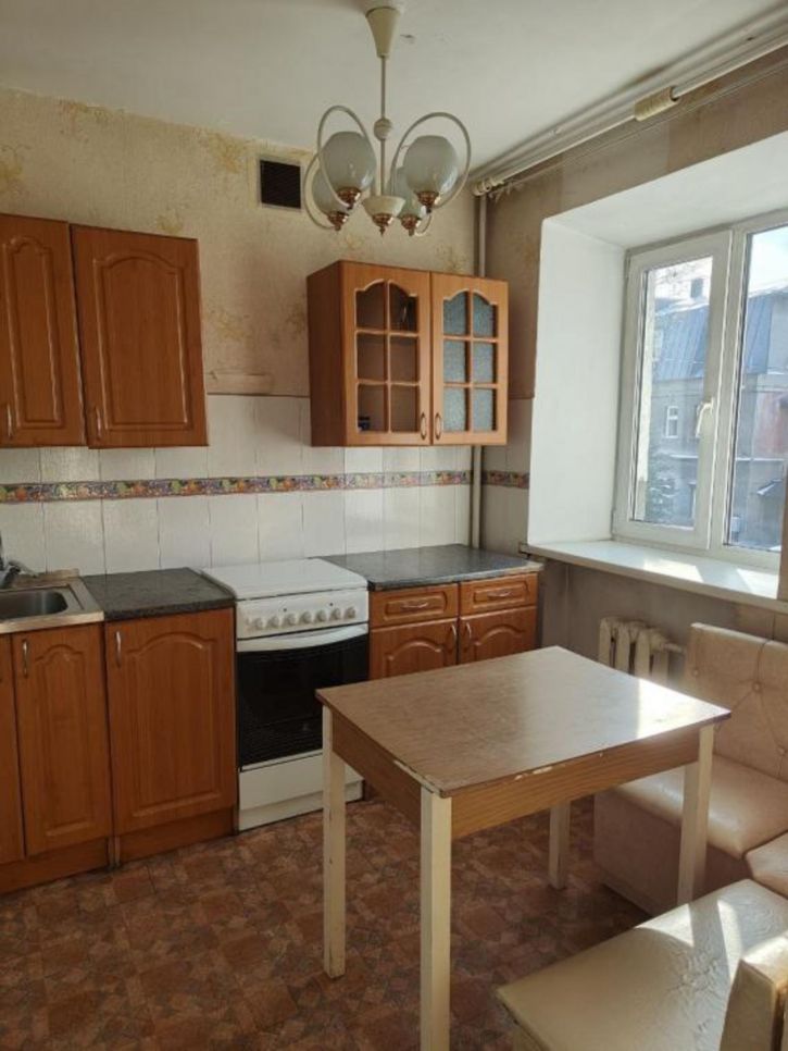 2-комн квартира Киевская, 12