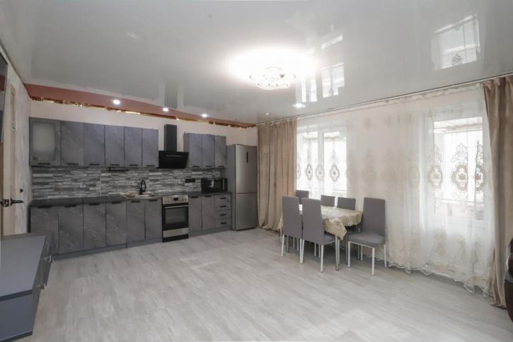 3-комн квартира Павла Красильникова ул., 219, 219/3