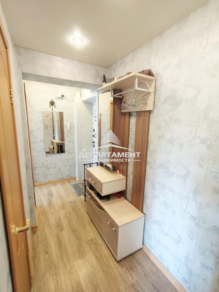 3-комн квартира 5 Армии, 55