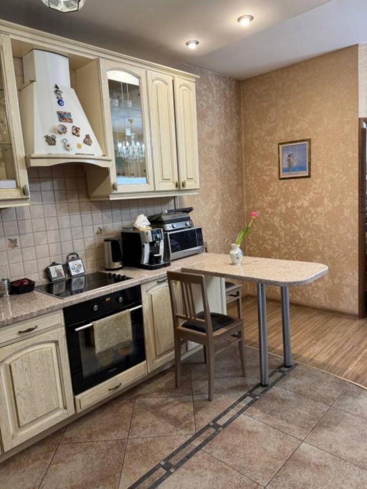 2-комн квартира Шпачека, 16 б