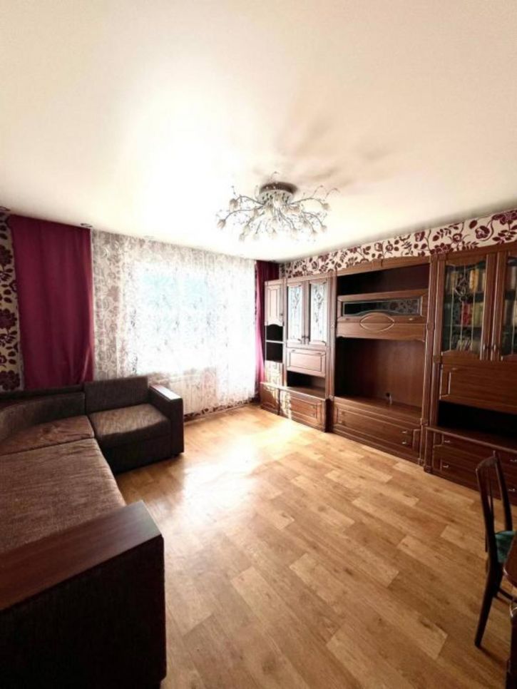 2-комн квартира Университетский мкр, 92
