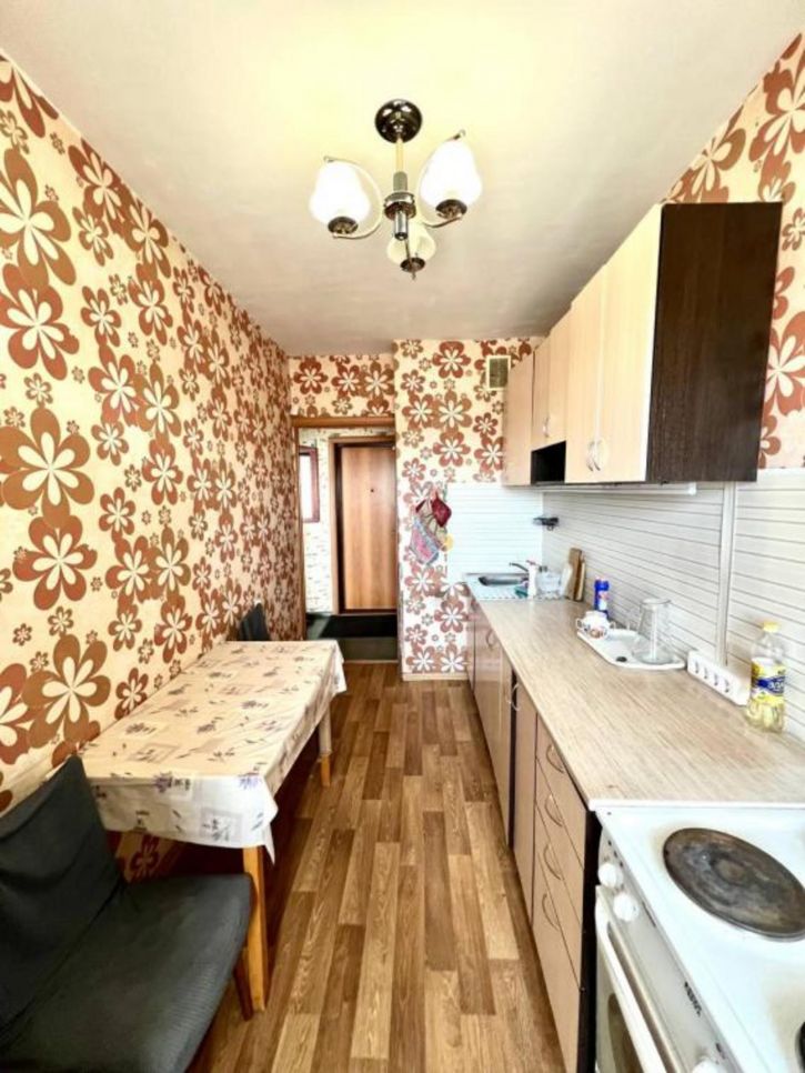 2-комн квартира Университетский мкр, 92