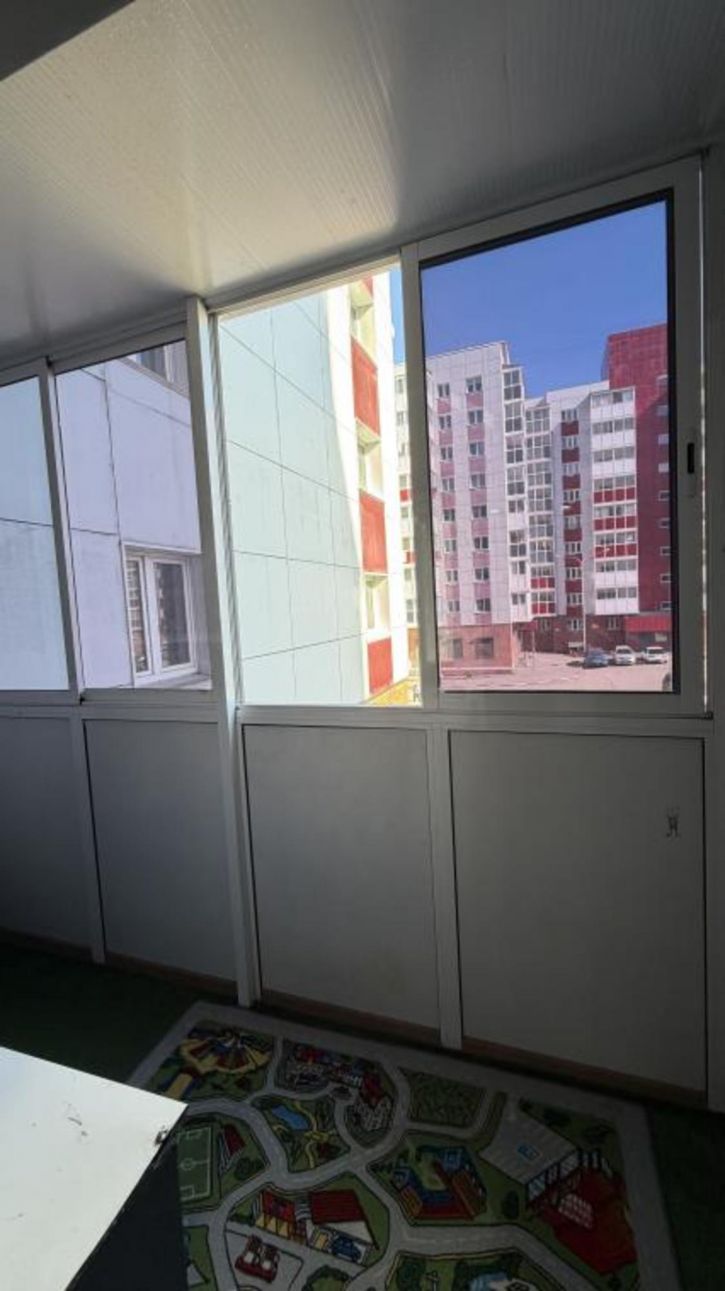 2-комн квартира Алмазная, 3