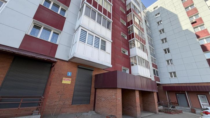 2-комн квартира Алмазная, 3