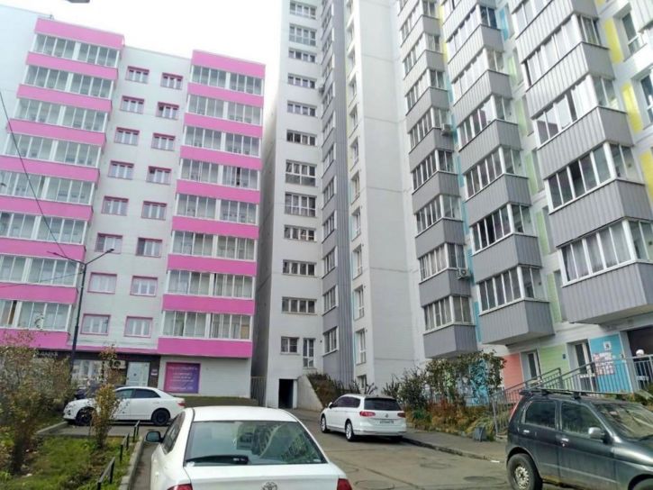2-комн квартира Радужный мкр., 107