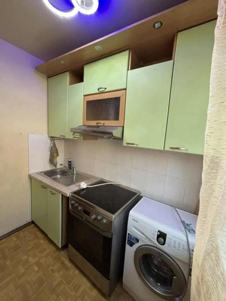2-комн квартира Первомайский мкр, 44