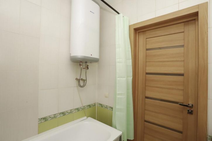 3-комн квартира Красноказачья, 78