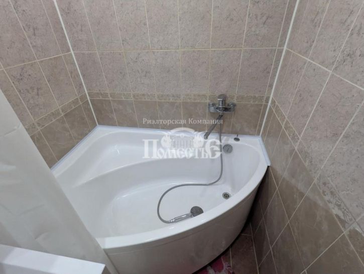 2-комн квартира Радужный мкр, 123