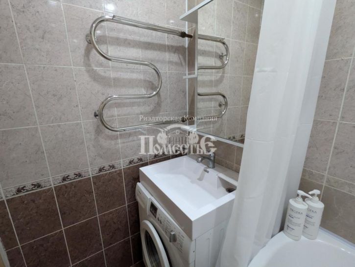 2-комн квартира Радужный мкр, 123