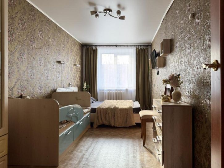 3-комн квартира Молодежный пос., 3