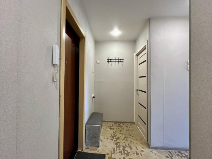 2-комн квартира Бажова, 17