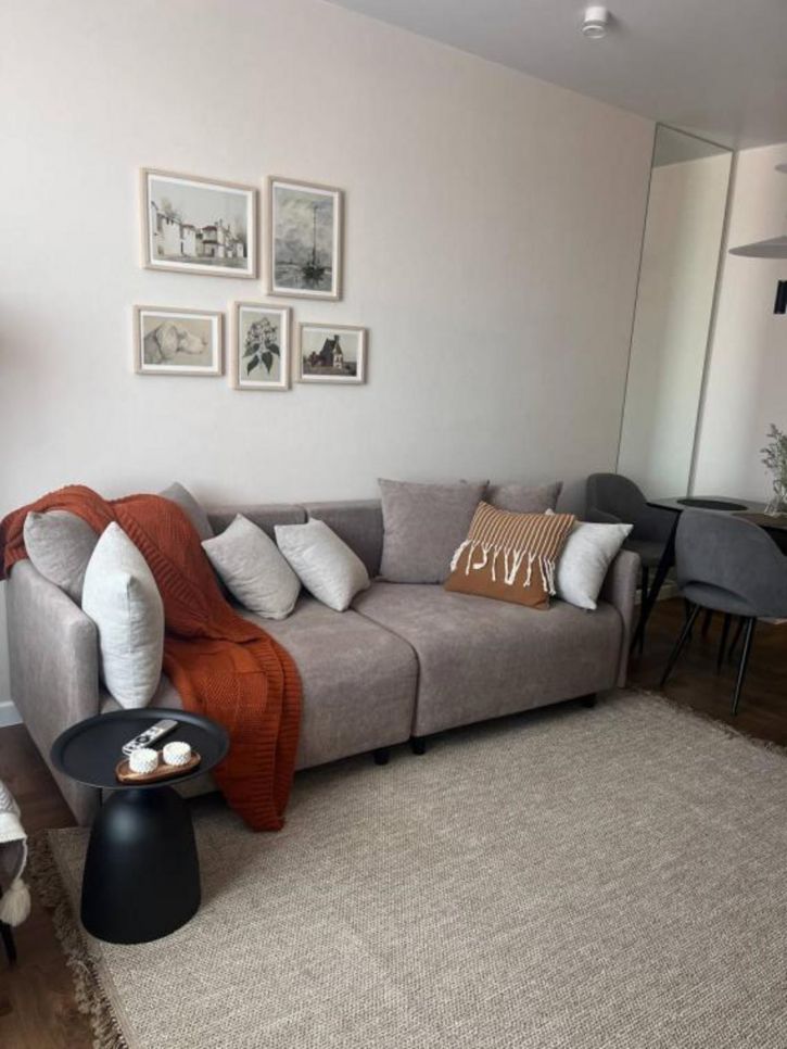 1-комн квартира Красноказачья, 84